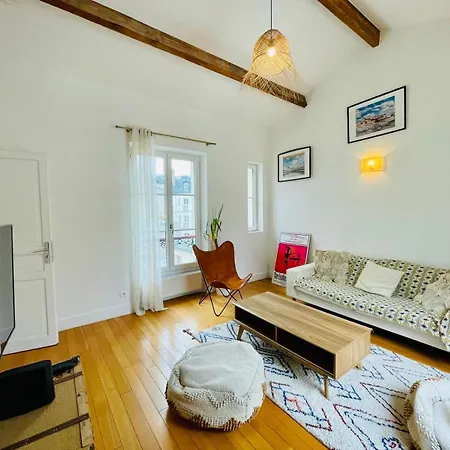 Tour Eiffel Invalides Pierre Leroux パリ